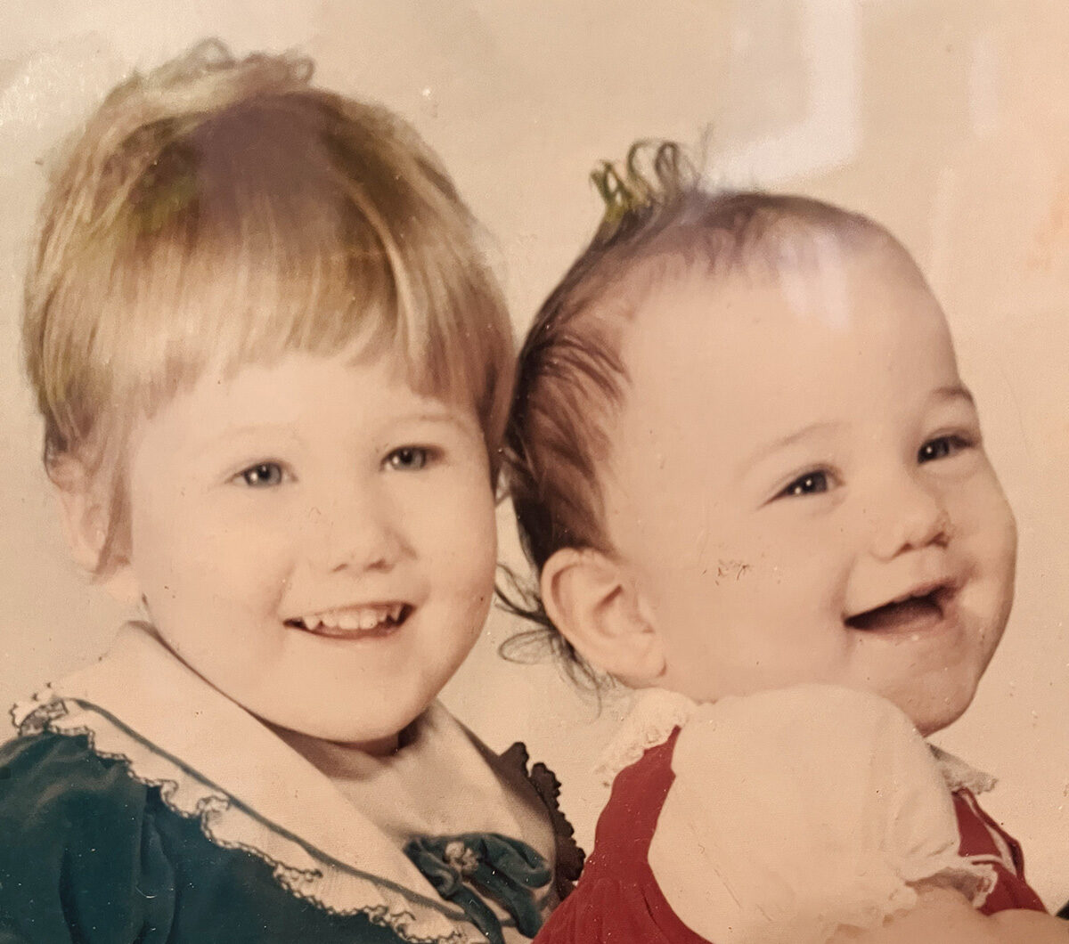 Laura and Stephanie, Bink's daughters, as young children.