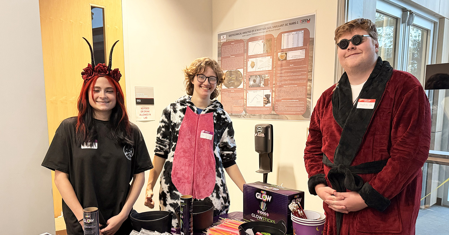Spooky Science student volunteers, projects and kids.