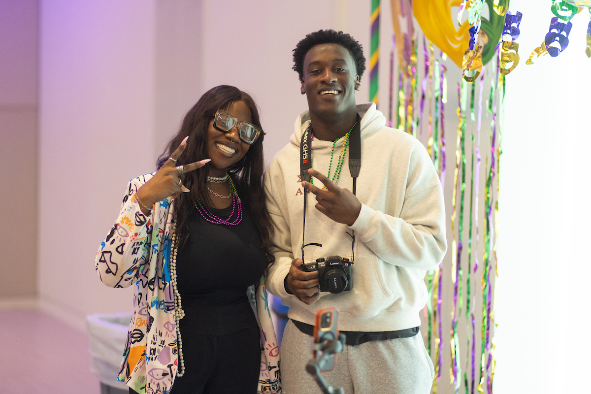 Amy and Andres, EWU's social media team.